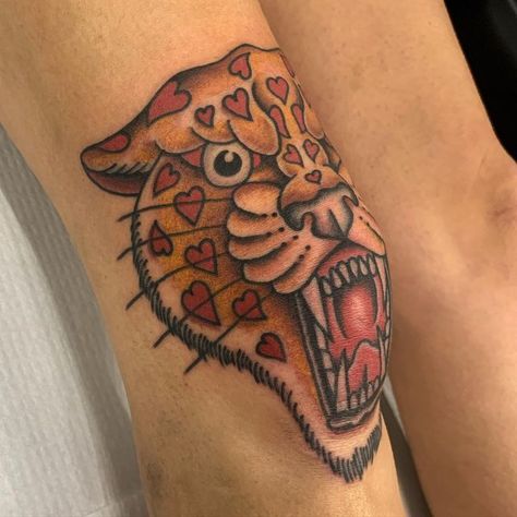 Traditional Tattoo Knee Cap, Knee Traditional Tattoo, Traditional Knee Cap Tattoo, Knee Cap Tattoos, Traditional Tattoo Knee, Knee Cap Tattoo, Leopard Print Tattoos, Cap Tattoo, Houston Tattoos