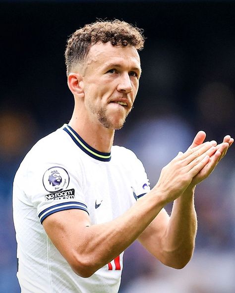 Ivan Perisic, Tottenham Hotspur Players, Tottenham Hotspur Football, Premier League Teams, Tottenham Hotspur Fc, Group Pictures, Professional Football, Fantasy Football, Video New