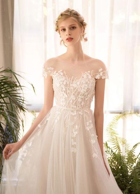 Lace Wedding Dress Simple, Simple Bridal Gown, Sleeve Lace Wedding Dress, Simple Bridal Gowns, Wedding Dress Black, Floral Wedding Gown, Wedding Dress Simple, Short Sleeve Wedding Dress, Wedding Dress Organza