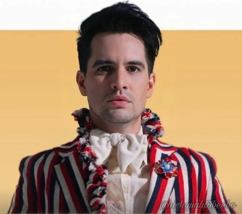 Brendon Urie Viva Las Vengeance, Viva Las Vengeance, Panic At The Disco, Brendon Urie, Panic! At The Disco, Emo Bands, Attractive People, Musician, Music