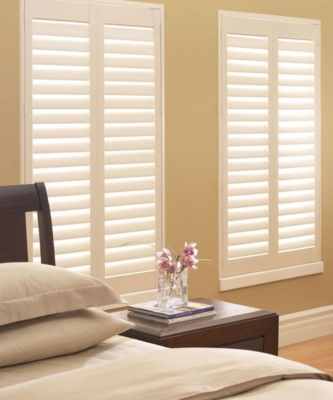 These white silk Palm Beach Polysatin Shutters live up to their name! The light truly looks and feels soft as silk.✨ Bow Window Blinds, Hunter Douglas Shutters, Shutters Inside, Contemporary Window Treatments, Window Treatments Bedroom, Interior Shutters, Hunter Douglas, Wood Blinds, Bedroom Windows