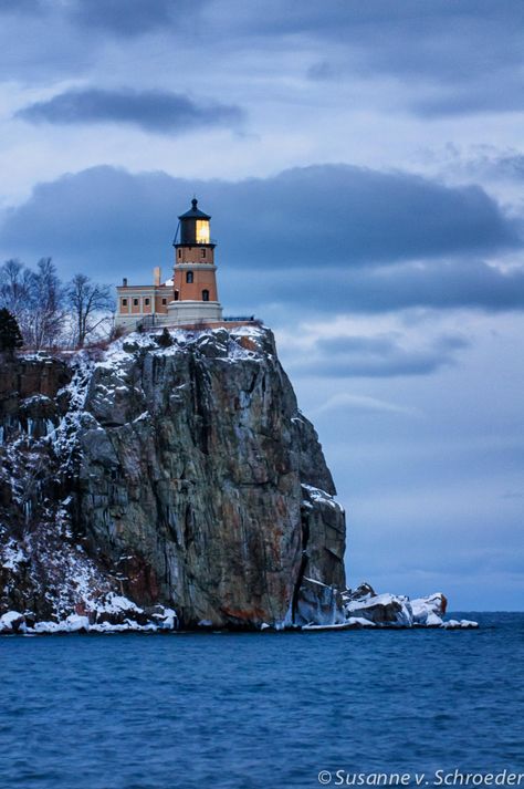 Split Rock Lighthouse, Lighthouses Photography, Split Rock, Lighthouse Photos, Lighthouse Pictures, Beautiful Lighthouse, Light House, Lake Superior, North Dakota