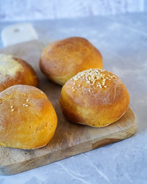 🍠  Peruvian Sweet Potato Bread — A Vegan Visit Vegan Potato Bread, Vegan Crepes, Vegan Bread Recipe, Bread Jam, Sweet Potato Bread, Vegan Breakfast Easy, Smashed Avocado, Potato Bread, Vegan Potato