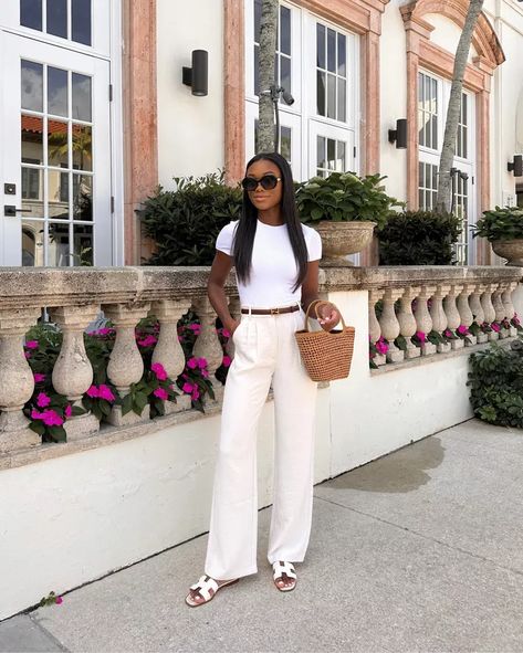 Summer Transitional Outfits, Taupe Pants, Fendi Belt, Elevate Style, Parisian Chic, Oran Sandals - Brenna Anastasia Fendi Belt Outfit, Hermes Belt Outfit, Summer Transition Outfits, Hermes Oran Sandals Outfit, Taupe Pants, Style Parisian Chic, Summer Transition, Top Fashion Bloggers, Transition Outfits