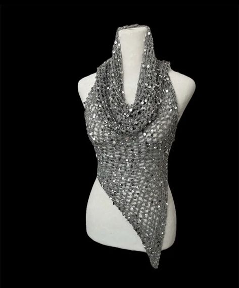 Silver Crochet Top, Excision Rave Outfit, Huge Concert, Concert Dresses, Look Festival, Macrame Dress, Girl Closet, Dolce E Gabbana, Music Fashion