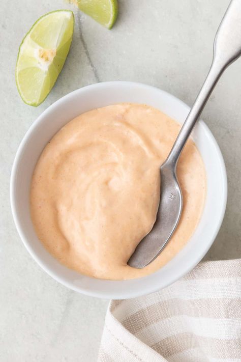 Learn how to make spicy mayo sauce with just 3 simple ingredients in just minutes! Perfect for sushi, bowls, sandwiches, and dipping. Sriracha Mayo Recipe, Spicy Mayo Recipe, Mayo Recipe, Mayo Sauce, Sriracha Mayo, Condiment Recipes, Low Carb Salad, Keto Friendly Desserts, Spicy Mayo