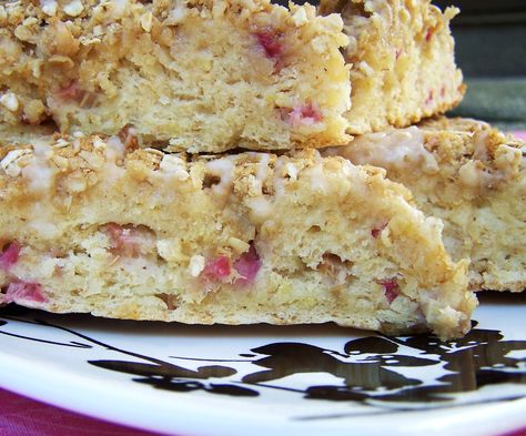 Lemon Rhubarb, Rhubarb Scones, Baking Scones, English Scones, Rhubarb Desserts, Rhubarb Recipes, Tasty Kitchen, Recipe Community, Crumpets