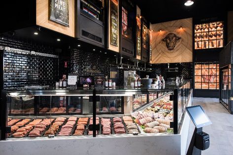 Meat Display, Butcher Store, Freezer Room, Meat Store, Grocery Store Design, Catering Display, Meat Shop, Meat Markets, Commercial Kitchen Equipment