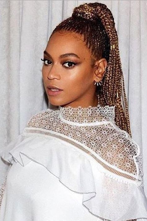 Braided High Ponytail | With each new album, record-breaking tour and red carpet appearance, the iconic singer has upped her beauty ante with the same gusto. Beyonce Formation Tour, Beyonce Braids, Braids Blonde, King B, Beyonce Formation, Blue Ivy Carter, Black Sisters, Ghana Braids, Beyonce Style