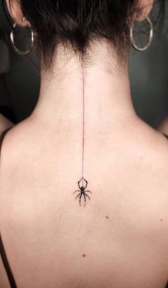 Tattoos Going Down The Spine, Spider Spine Tattoos For Women, Spider Underboob Tattoo, Tattoo Spider, Tattoos Female, Aesthetic Tattoos, Underboob Tattoo, Spine Tattoos For Women, Spider Tattoo