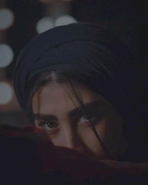 Pakistani Songs, Song Lyrics Beautiful, Best Romantic Song Lyrics, Beautiful Lyrics, Girly Songs, Good Music Quotes, Best Lyrics, Cute Romantic Quotes, Romantic Song Lyrics