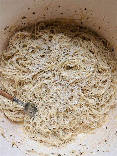 Angel Hair Pasta Aesthetic, Parmesan Angel Hair Pasta, Hair Herbs, Angel Hair Noodles, Angel Hair Pasta Recipes, Pasta Aesthetic, Full Meals, Wonton Noodles, Grain Recipes