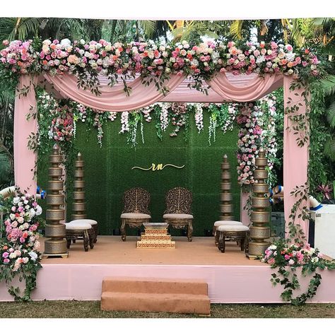 Redefining roses with our mandap decor! #samanidecor #weddingdecor #decor #floraldecor #rosedecor #decorart #mandapdecor #stagedecor… Lawn Wedding Decor Indian, Diy Mandap, North Indian Wedding, Indian Wedding Mandap, Mandap Design, Wedding Entrance Decor, Classic Wedding Decorations, Mandap Decor, Desi Wedding Decor