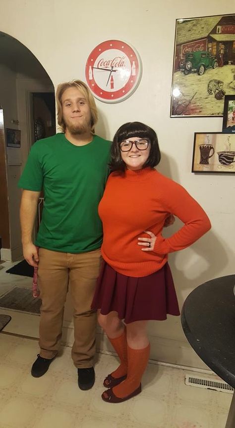 Halloween 2016 #halloweencostumes #scoobydoo #shaggy #velma #halloween Halloween Costumes Plus Size, Diy Halloween Costume, Halloween 2016, Family Halloween Costumes, Family Halloween, Scooby Doo, Halloween Diy, Halloween Costumes, Plus Size