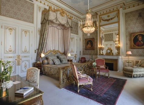 French Hotel, The Ritz Paris, Fancy Bedroom, Ritz Hotel, Ritz Paris, Home Cinema, Elegant Bedroom, Traditional Living, French Interior