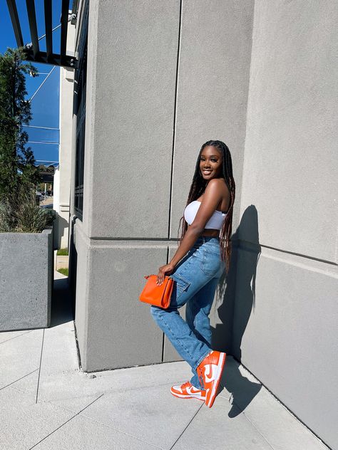 Outfit inspo 
Syracuse Dunk High Orange Dunk High, Casual Outfits, Mirror Selfie, Orange, Outfit Inspo