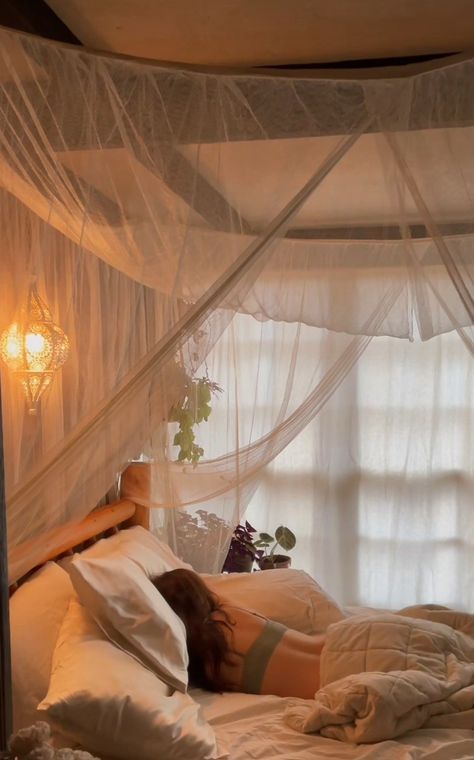 Tapestries Hanging From Ceiling, Over Bed Curtain Ideas, Drapes Above Bed, Net Over Bed, Ceiling Canopy Bedroom, Silk Bed Sheets Aesthetic, Bed Curtains Aesthetic, Drapes Behind Bed, Bedroom Curtains Color