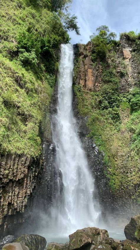 Waterfall Video, Perjalanan Kota, South Sulawesi, Waterfall Scenery, Beautiful Ocean Pictures, Sky Photography Nature, Amazing Nature Photography, Nature View, Amazing Nature Photos