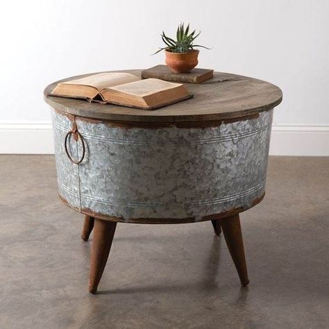 15 Budget-Friendly DIY Galvanized Tub Projects To Enhance Your Home Decorating With Galvanized Tubs, Washtub Table, Metal Tub Ideas, Galvanized Bucket Decor, Painted Chairs Diy, Galvanized Wash Tub, Recycle Table, Decorated Living Room, Patios Ideas