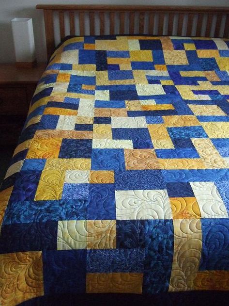 Yellow Brick Road Quilt Pattern, Yellow Brick Road Quilt, Road Quilt, Curves Design, Big Prints, Quilts On Beds, Quilt Pattern Free, Owl Quilt, Big Block Quilts