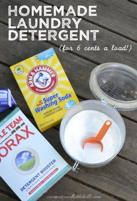 Homemade Laundry Detergent Powder, Diy Lavanderia, Homemade Laundry Detergent Liquid, Homemade Dishwasher Detergent, Diy Detergent, Homemade Laundry Detergent Recipes, Diy Laundry Soap, Natural Cleaning Supplies, Homemade Detergent