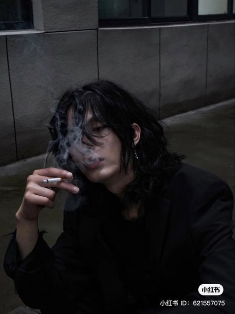 Human Poses Reference, Human Poses, Long Black Hair, Pose Reference Photo, Long Hair Styles Men, Aesthetic Photo, Pose Reference, Tao, In The Dark