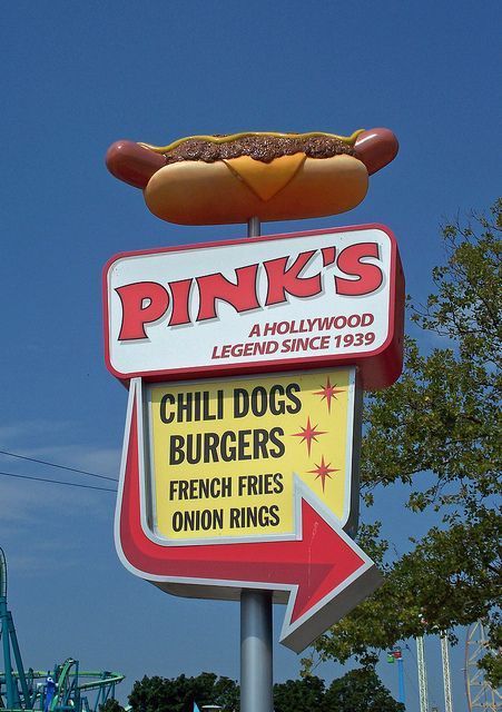 Retro Signage, Hot Dog Stand, Chili Dogs, Vintage Neon Signs, Cedar Point, Retro Sign, Old Signs, California Love, California Dreamin'