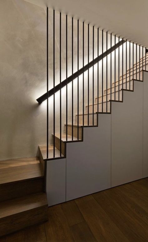 تحت الدرج, Hiasan Dalaman Rumah, Staircase Interior Design, Staircase Design Modern, Staircase Railing Design, Stairs Design Interior, House Staircase, Desain Pantry, Stair Railing Design