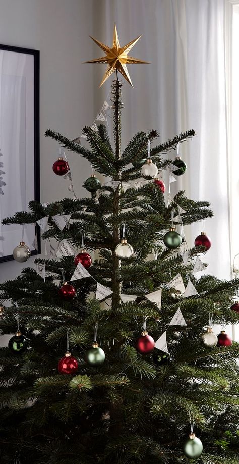 Ikea Christmas Decorations, Ikea Christmas Tree, Ikea Christmas, Hope Christmas, Dark Autumn, Living Room Trends, Budget Friendly Decor, Holiday Home Decor, Winter Christmas