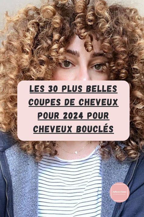 En continuant avec les boucles afro, on passe à ce que l’on appelle la coupe Gradiva . Il s’agit d’une coupe au carré pour cheveux très bouclés et afro où la texture est utilisée pour construire une silhouette qui concentre géométriquement le volume dans les zones latérales. France, Texture