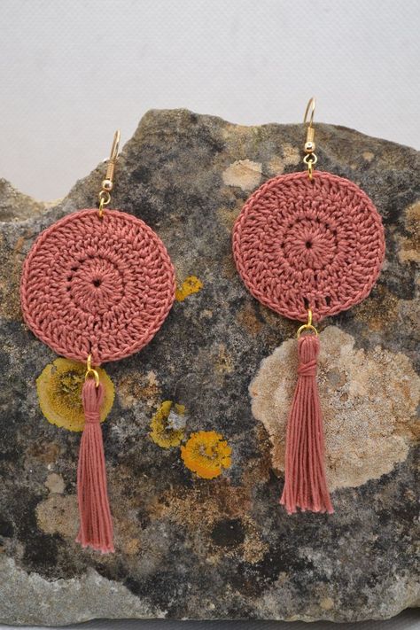 Buy yours, or learn how to make it with me. South Portugal, Crochet Jewlery, Knit Jewelry, Crochet Jewelry Patterns, Crochet Earrings Pattern, Handmade Jewelry Gift, Unique Crochet, Earring Patterns, Crochet Accessories