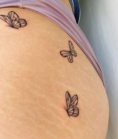 Waist Butterfly Tattoos For Women, Name Tattoo Location, Ideas Tatuajes Mujer, Small Dope Tattoos, Darkside Tattoo, Rose Tattoos For Women, Petite Tattoos, Latest Tattoos, Tattoo Style Drawings