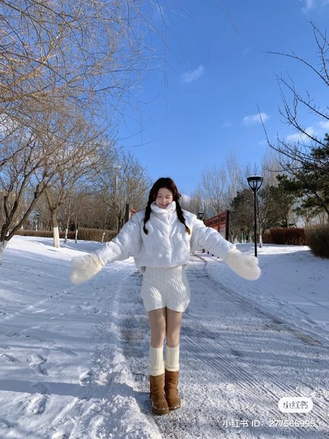 Winter In Seoul Outfit, Casual Asian Fashion, Korea Winter Fashion, Winter Outfit Guide, Douyin Fashion, Classy Winter Outfits, Snow Outfit, Winter Fashion Outfits Casual, Cold Outfits