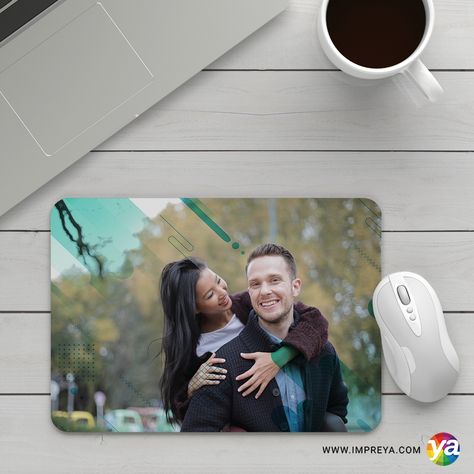 Amar es enamorarse de la misma persona todos los días.👩‍❤️‍👨📸🎁 #Impreya #MousePad #regalospersonalizados #DiadelPadre #regalosconfotos #recuerdos Mousepad Personalizado, Mouse Pad, Persona