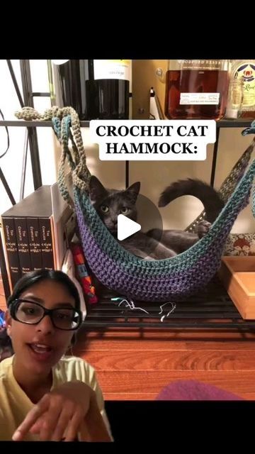 Knitting | Crocheting 🧶 on Instagram: "Would you try this crochet project 💕😍🐈‍⬛️ ??  📹: @hai.yanna   Follow @crochetqueen1 for more knitting & crocheting tips 🧶  Follow @crochetqueen1 for more knitting & crocheting tips 🧶" Crochet Cat Hammock, Cat Hammock Pattern, Cat Hammock Crochet, Crochet Hammock, Stuffed Animal Hammock, Crochet Cat Bed, Meme Cat, Toy Hammock, Shower Tile Ideas