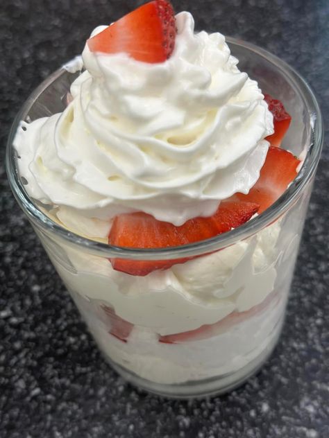 Strawberry Cheesecake Parfait, Whipped Greek Yogurt, Strawberry Yogurt Parfait, Strawberry Cheesecake Parfaits, Weight Watchers Cheesecake, Cheesecake Parfait, Greek Yogurt Cheesecake, Yogurt Cheesecake, Cheesecake With Whipped Cream