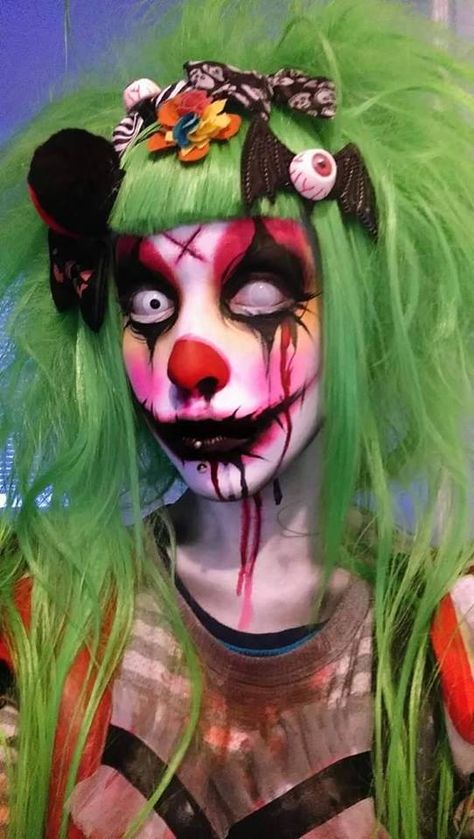 Horror Clown Makeup, Clown Core Makeup, Maquillage Halloween Clown, Haunted House Makeup, Creepy Clown Makeup, Crazy Clown, Diy Christmas Ideas, Halloweenský Makeup, Clown Halloween Costumes