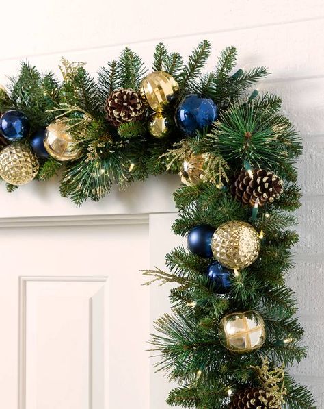 Blue Christmas Tree Decorations, Outdoor Christmas Wreaths, Gold Garland, Blue Ornaments, Christmas Stairs, Christmas Foliage, Gold Christmas Tree Decorations, Blue Christmas Decor, Artificial Christmas Trees