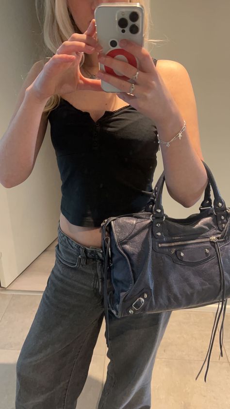 Balenciaga city bag navy blue💙 - Brandy Melville top, outfit inspo, OOTD, silver jewellery, ÖHouse City Bag Outfit, Balenciaga City Bag Outfit, Balenciaga Bag Outfit, Balenciaga Outfit, Brandy Melville Top, Winter Inspo, Bag Outfit, Bag Aesthetic, Top Outfit