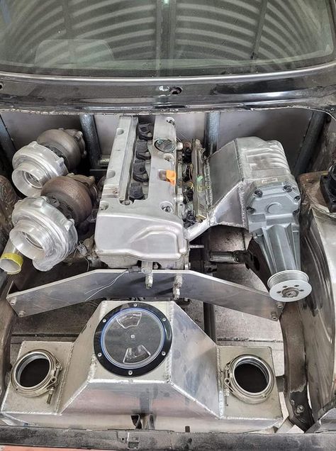 Honda Civic with a Twin-Charged K20 – Engine Swap Depot K20 Engine, Engine Swap, Car Guys, Twin Turbo, Drag Racing, I Don T Know, Honda Civic, Race Cars, Twins