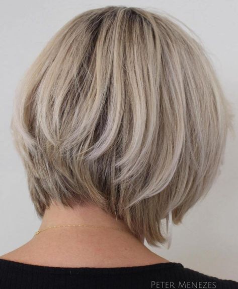 Beige Bob Bleach Blonde Bob, Ash Blonde Bob, Ash Blonde Hair Colour, Ash Hair, Ash Blonde Balayage, Ash Hair Color, Light Ash Blonde, Silver Hair Color, Ash Blonde Hair