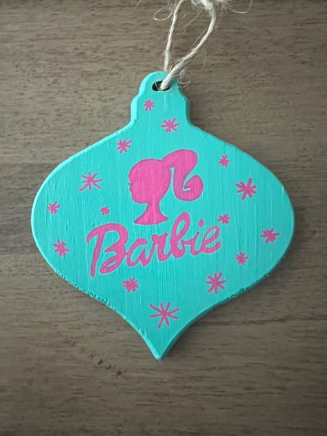 Barbie Christmas Ornaments Diy, Barbie Ornaments Diy, Dyi Christmas Ornaments, Barbie Christmas Tree, Barbie Ornaments, Barbie Christmas Ornaments, 2023 Barbie, Barbie Christmas, Barbie Theme