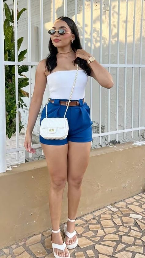 Look Short Azul, Outfit Mexicano, Outfit Informal, Vest Outfits For Women, Shorts Outfits Women, Effortlessly Chic Outfits, Looks Party, Causual Outfits, Casual Chic Outfit