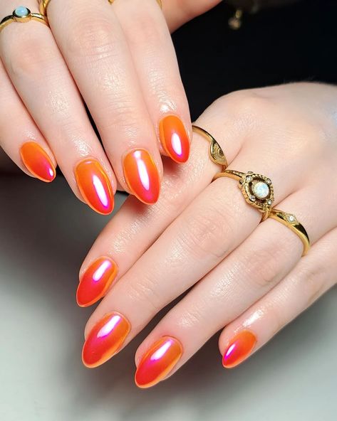 Lauren Elise | ✨️ Tequila sunrise duochrombré (yeah I've just made that term up 🤣) 😍😍😍 for beaut @caitlinvest06 🧡🍹💖 was wonderful to catch up 😘 ✨️ | Instagram Tequila Sunrise Nails, Sunrise Nails, Tequila Sunrise, Nails Short, Tequila, Nail Inspo, Nail Colors, Nail Designs, Nails