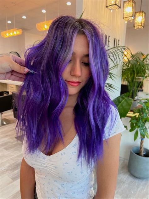 Deep Violet Hair, Rose Gold And Purple, Bright Purple Hair, Timeless Hair, Color Block Hair, Trendy Bob, Vivid Hair, Split Dyed Hair, Hair Color Underneath