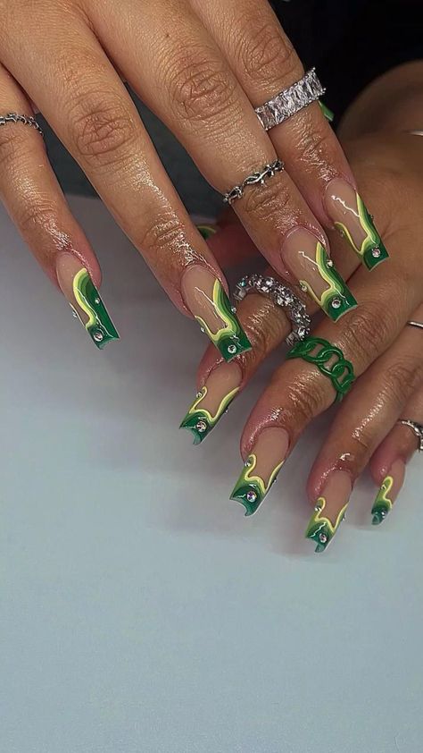 Green Nails Acrylic Spring, Teyana Taylor Nails, Jamaican Acrylic Nails, Mexico Nails Designs Acrylic, Funky Green Nail Designs, Green Bottom Nails, Baddie Nails Green, Neo Soul Nails, Green Nature Nails