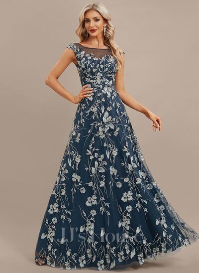 Embroidered Dress Formal, Long Blue Floral Dress, Floral Evening Dress, Navy Embroidered Dress, Floral Evening Dresses, Mother Of The Bride Dresses Long, Mother Of The Bride Gown, Rehearsal Dinner Dresses, Mother Of Groom Dresses