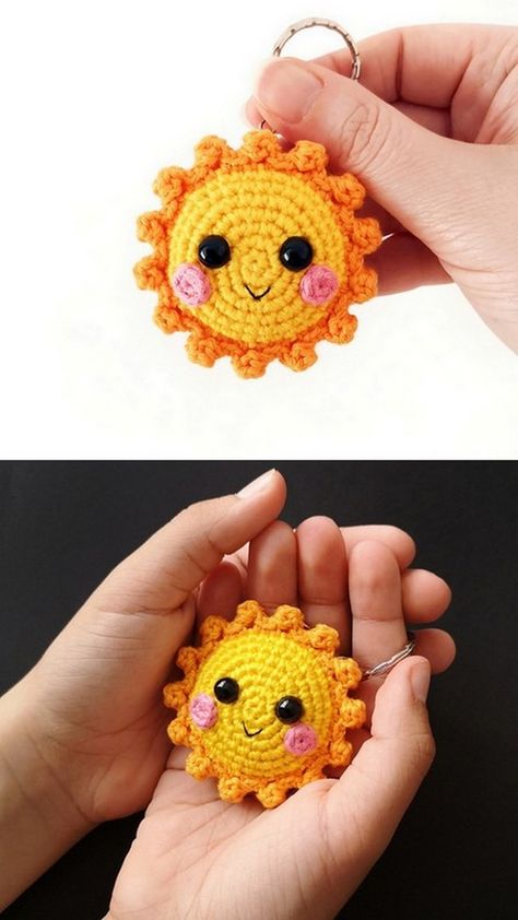 Crochet Sun Amigurumi Crochet Sun Keychain, Crochet Sun Pattern Free, Sun Amigurumi, Sun Crochet, Crochet Basket Tutorial, Crochet Towel Topper, Baby Dress Diy, Crochet Sun, Crochet Cocoon