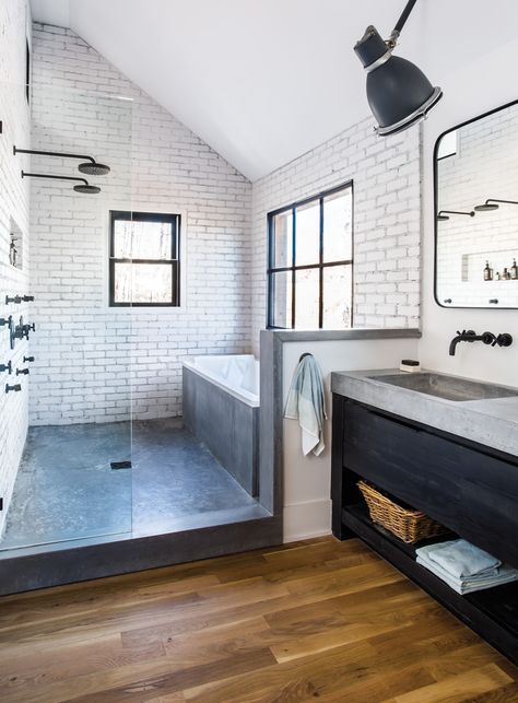 Room Envy: At Serenbe, a master bath with a modern farmhouse aesthetic - Atlanta Magazine Bathroom Renovation Diy, Makeover Kamar Mandi, Japanese Bathroom, Best Bathroom Designs, Bad Inspiration, Modern Farmhouse Bathroom, Bathroom Design Ideas, Bathroom Remodel Master, Farmhouse Style Decorating