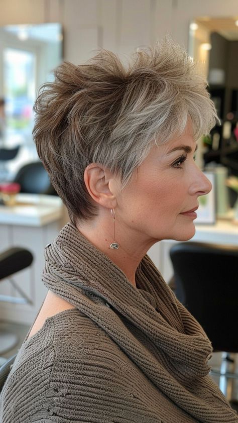 Unlocking Confidence: 22 Short Hairstyles for Older Women Long Hair Pixie Haircut, Long Sides Short Back Hairstyles, Razor Pixie Haircut, Razored Layers, Shag Haircuts For Women, Kort Bob, Chic Short Haircuts, Short Silver Hair, Inner Confidence